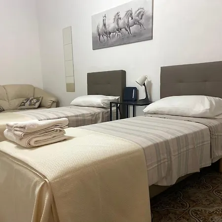 Apartment Casa La Collegiata Catania